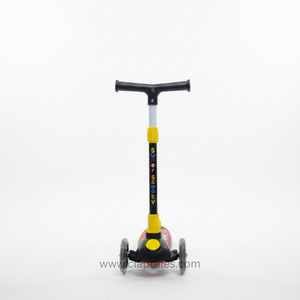 CLAPTALES 3 wheel kids kick scooter with LED wheels for boys and girls